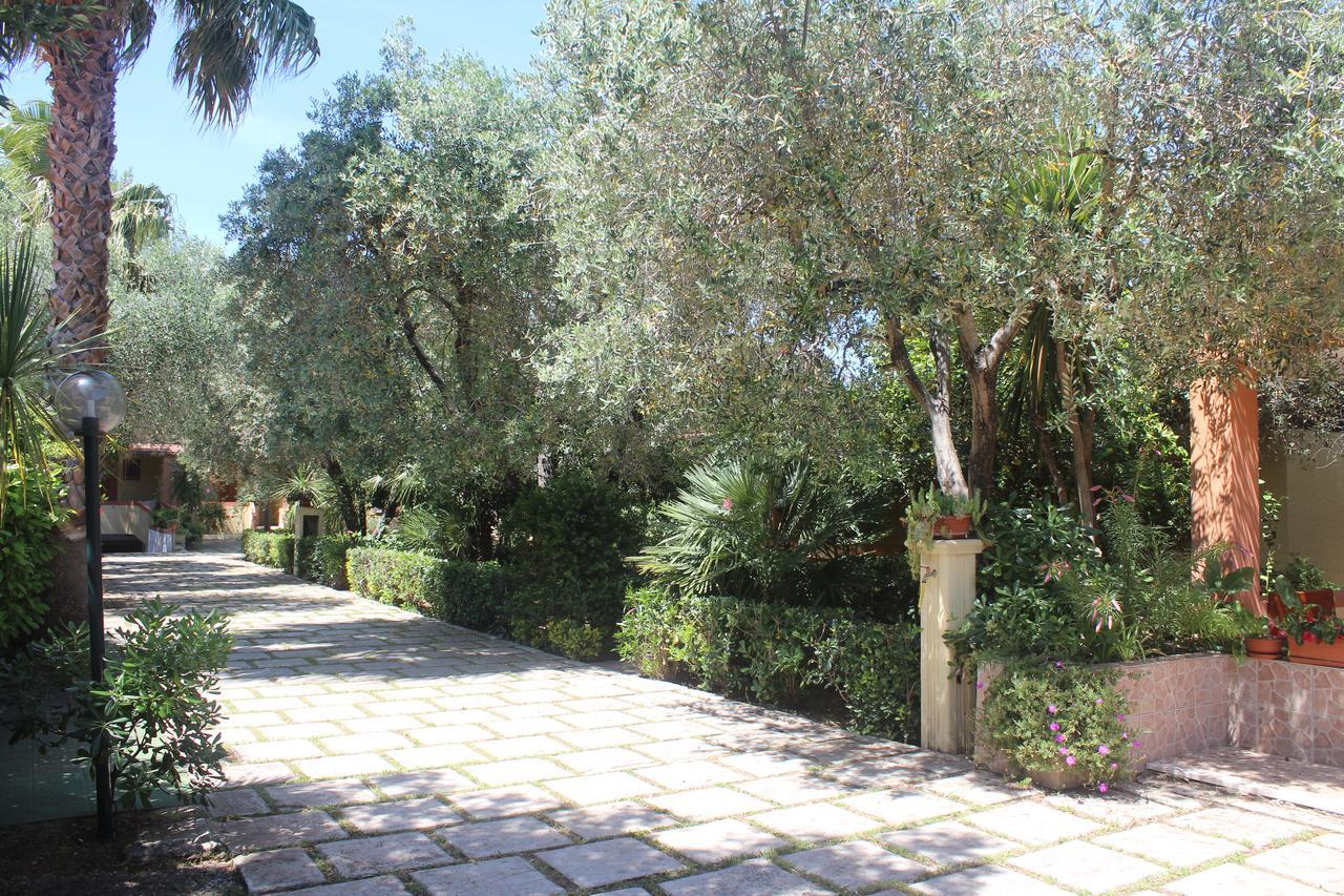 Residence Giardino Весте Екстериор снимка