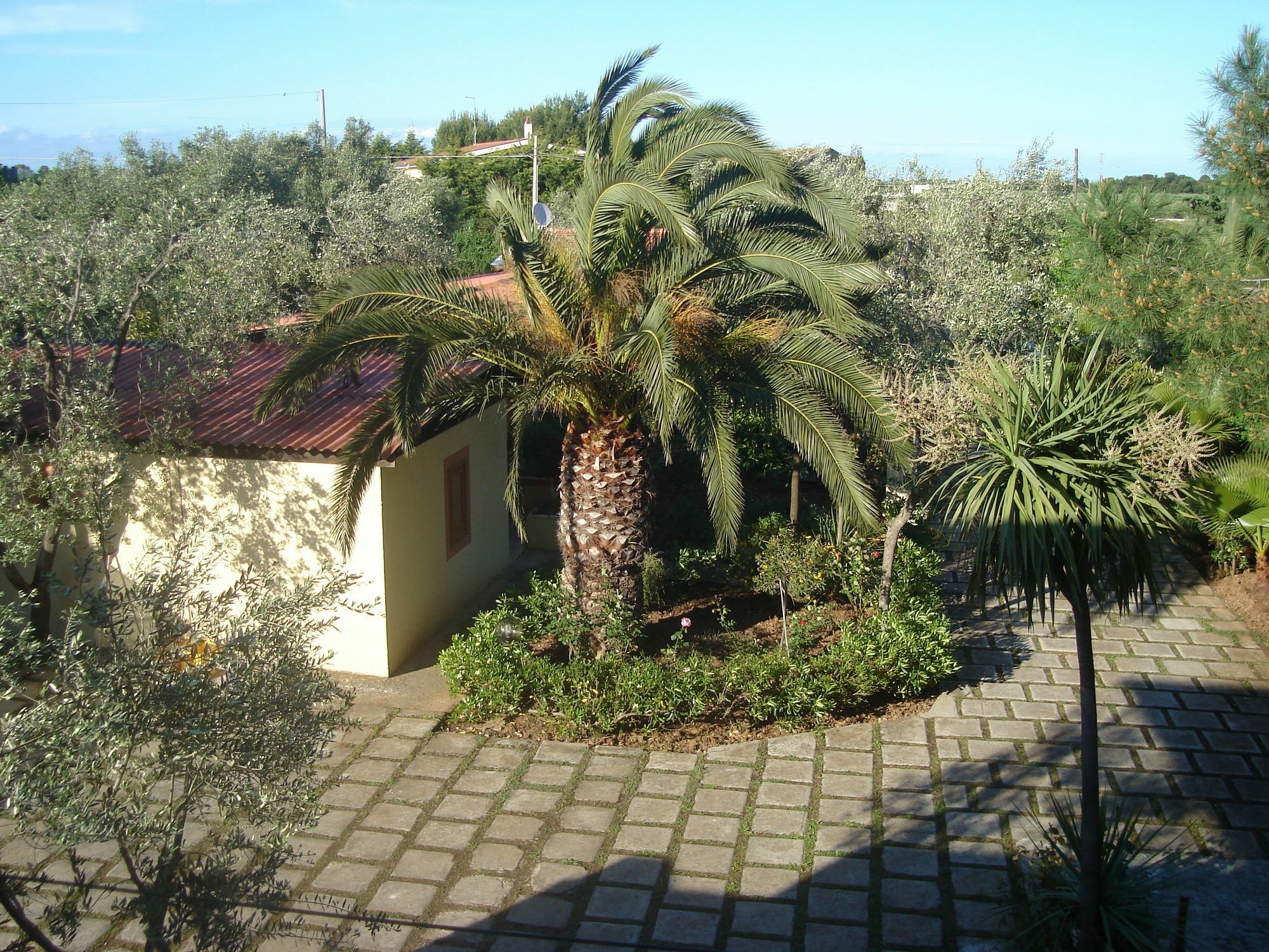 Residence Giardino Весте Екстериор снимка